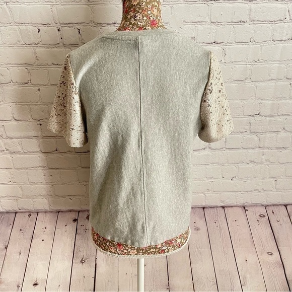 A New Day- Crew Neck w/ Sequins Detail  5️⃣✖️3️⃣0️⃣ - Picture 4 of 6